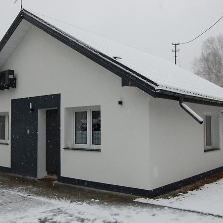 Ferienwohnung Letnia Oaza "Akacja" Sobienie Jeziory Exterior foto